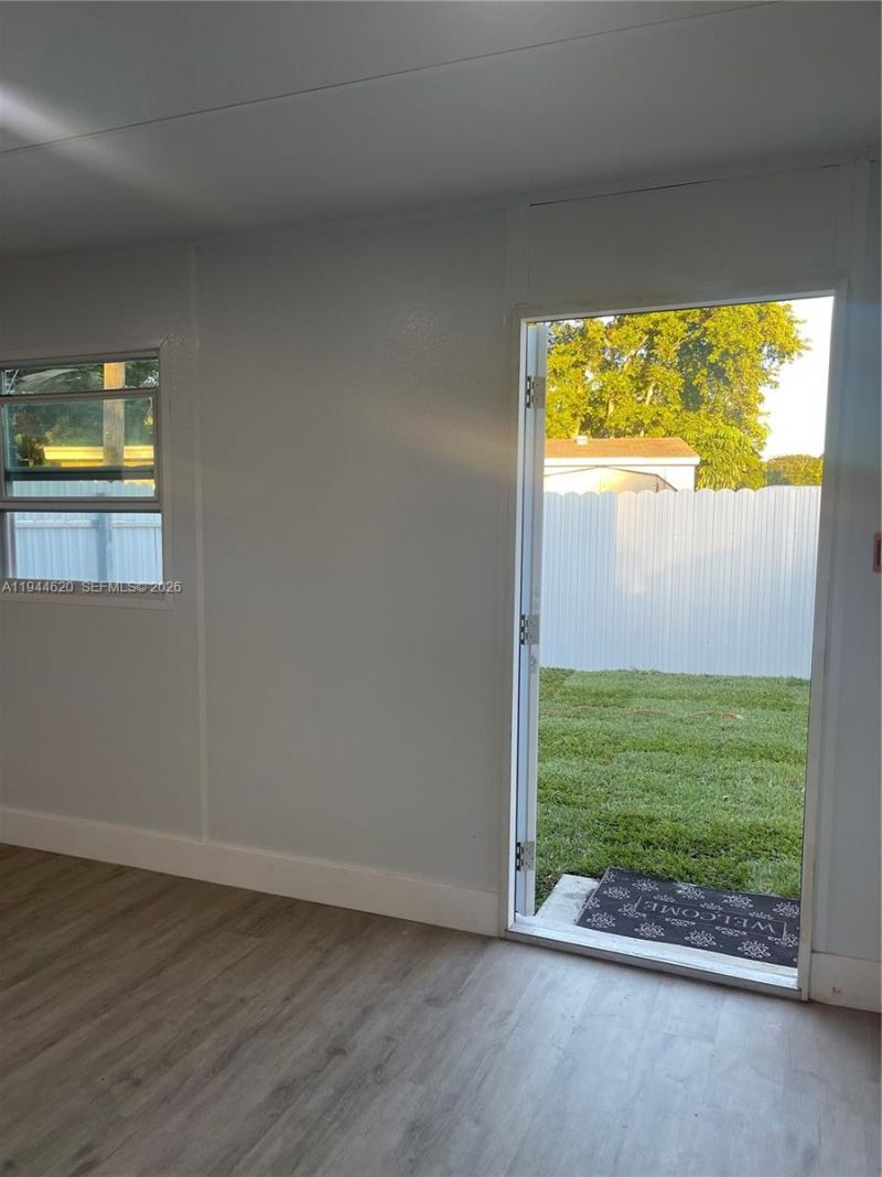 841 N 69th Ave, Hollywood, FL 33024 Photo