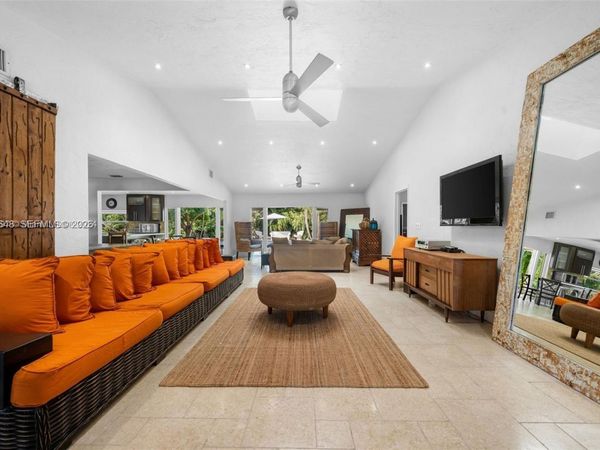 6411 SW 185th way, Southwest Ranches, FL 33332