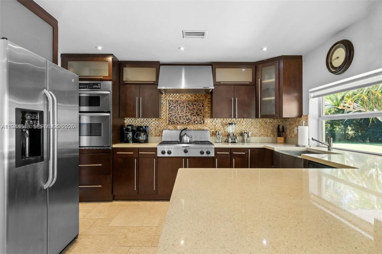 6411 SW 185th Way, Southwest Ranches, FL 33332 Photo