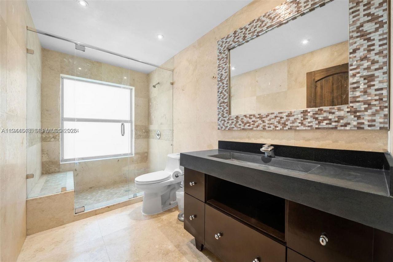 6411 SW 185th Way, Southwest Ranches, FL 33332 Photo