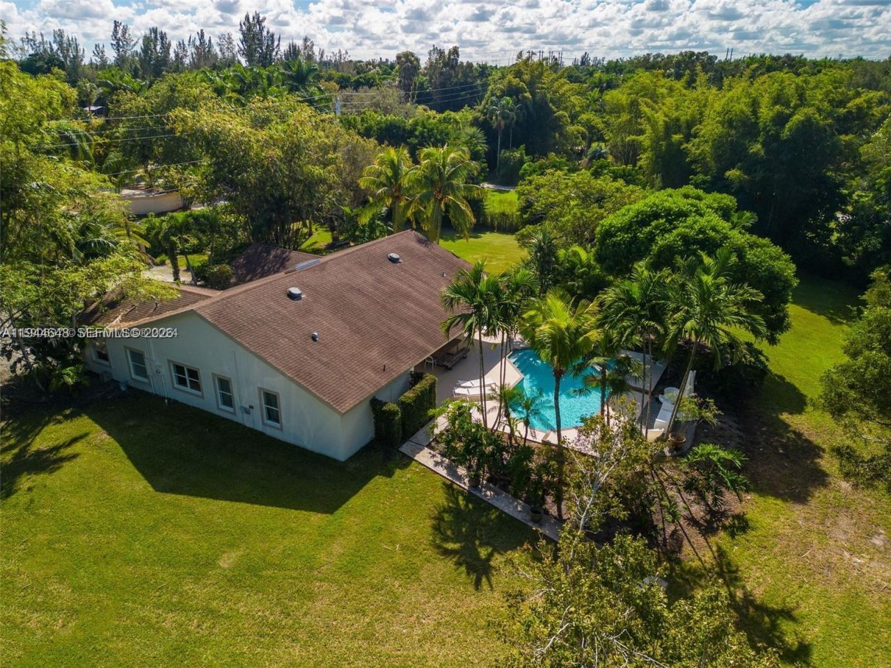 6411 SW 185th Way, Southwest Ranches, FL 33332 Photo