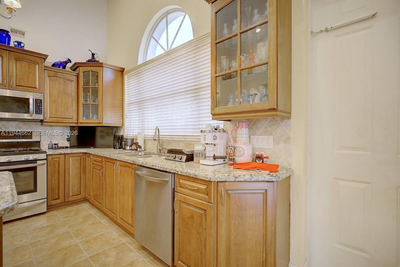 194 Leisure Ln, Venus, FL 33960 Photo