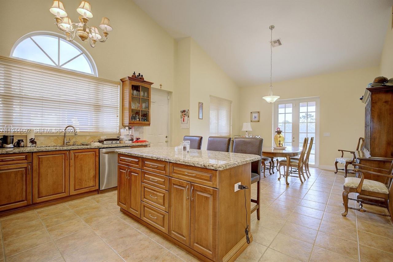 194 Leisure Ln, Venus, FL 33960 Photo