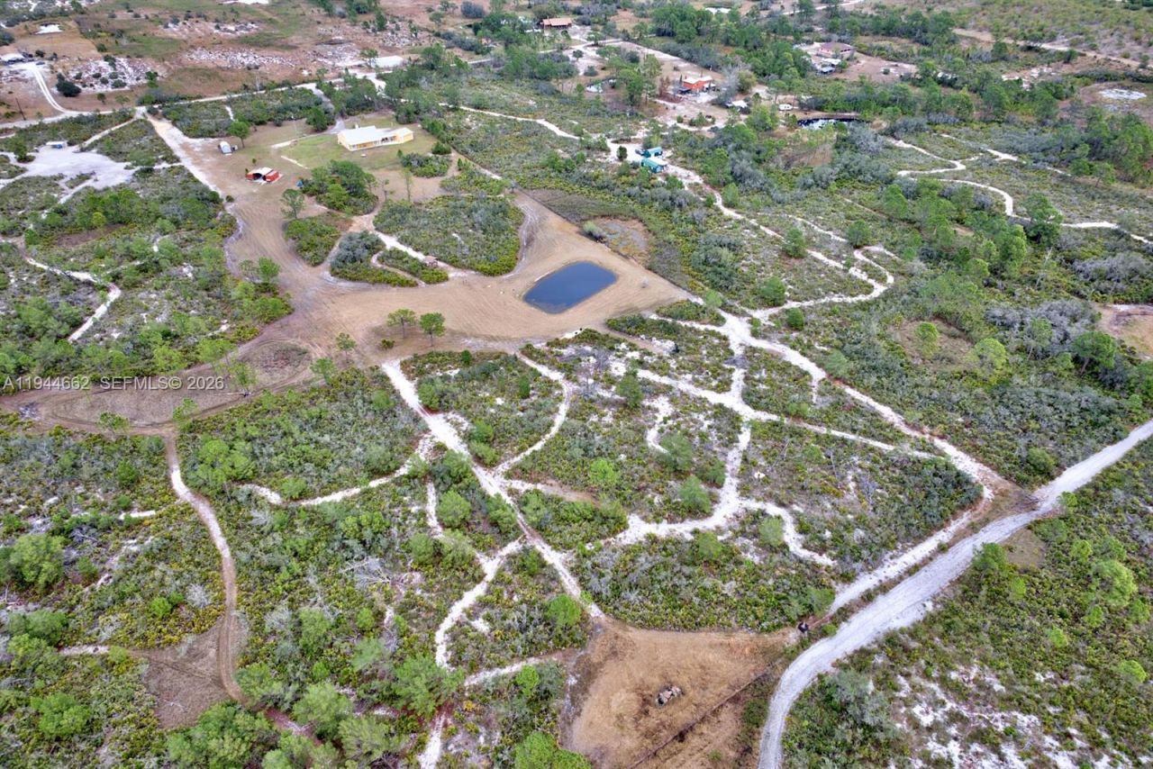194 Leisure Ln, Venus, FL 33960 Photo
