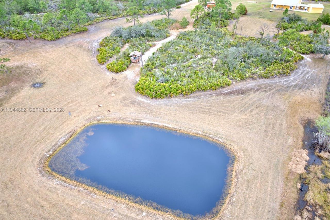 194 Leisure Ln, Venus, FL 33960 Photo