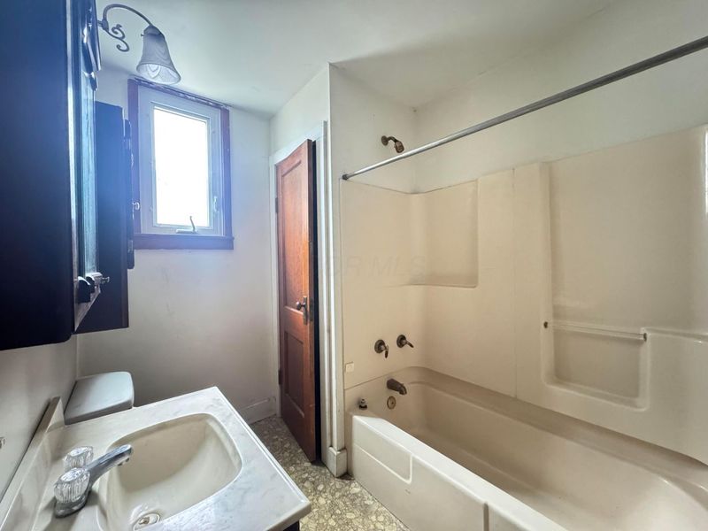 330 Park Street, Lancaster, OH 43130 Photo 4