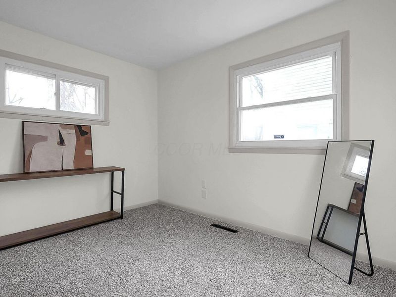 1612 Simpson Drive, Columbus, OH 43227 Photo 14