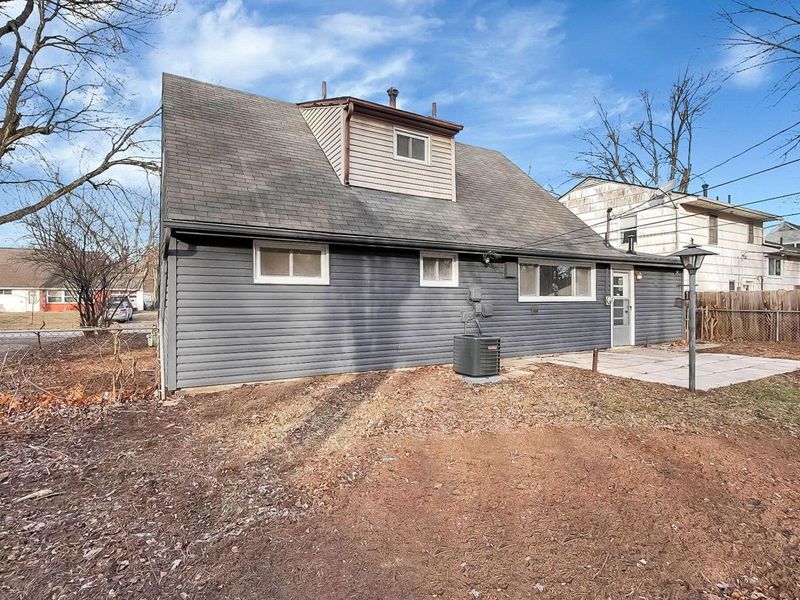 1612 Simpson Drive, Columbus, OH 43227 Photo 23