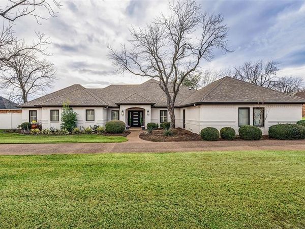 5605 Flagstick Drive, Granbury, TX 76049