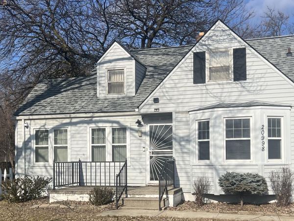 20998 Westhaven Avenue, Southfield, MI 48075