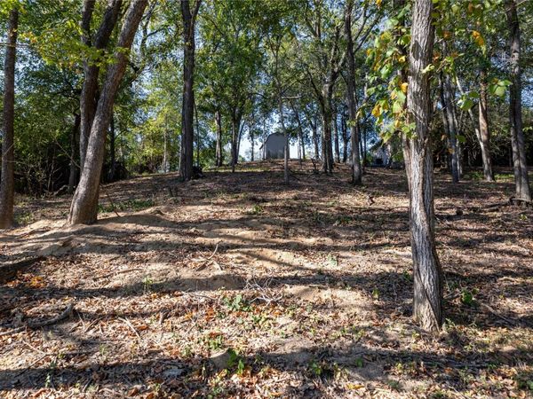 314 Red Bird LN, Kingsbury, TX 78638