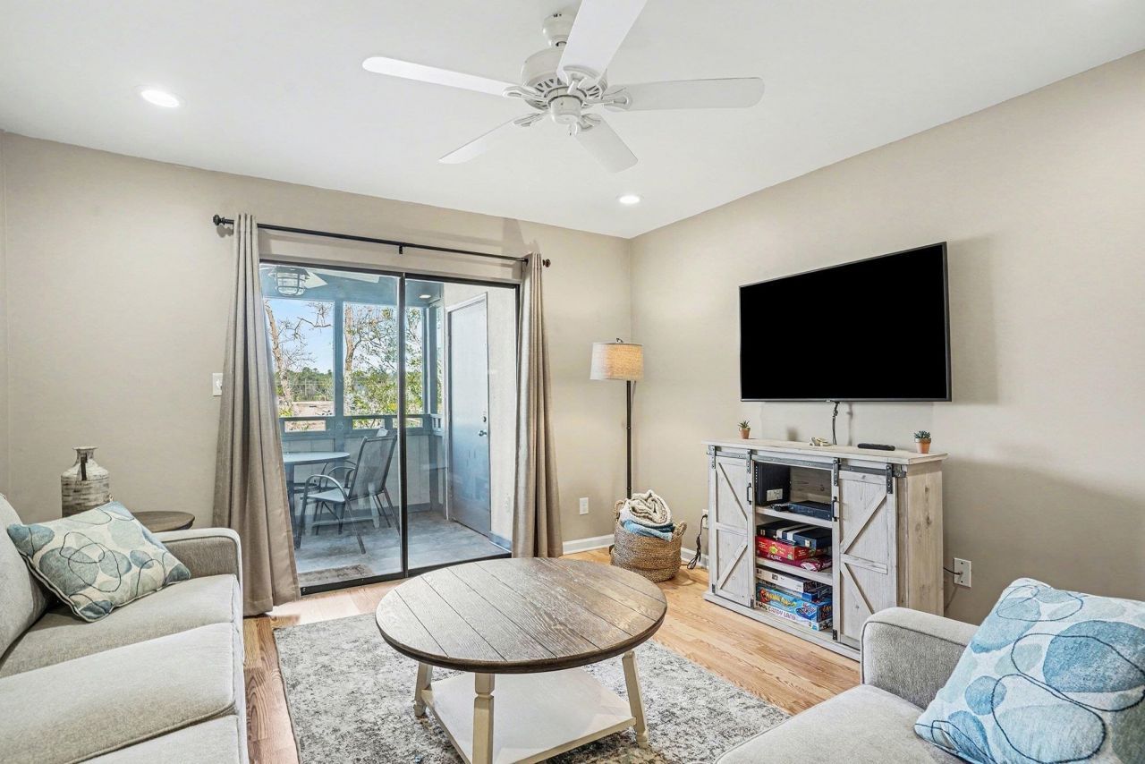 250 Maison Dr. Photo 15