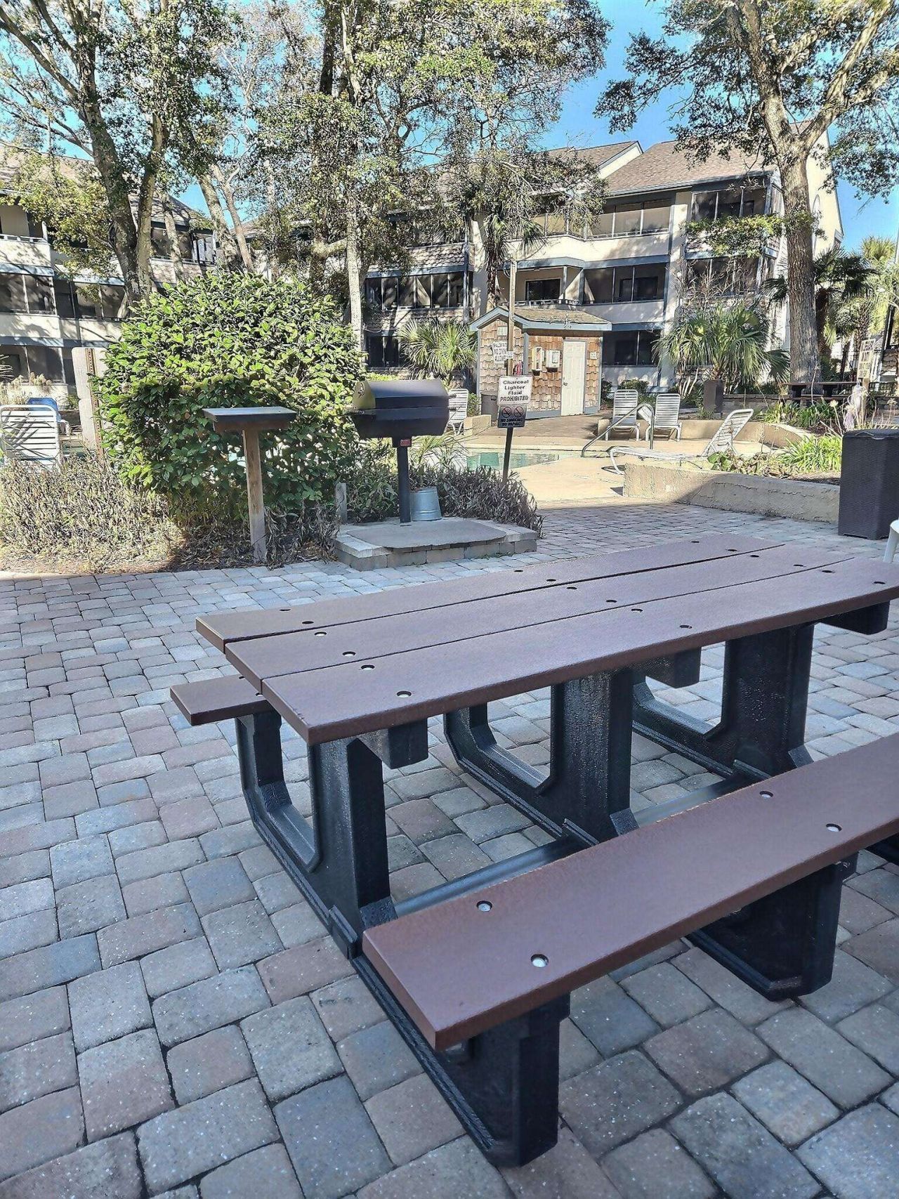 250 Maison Dr. Photo 33