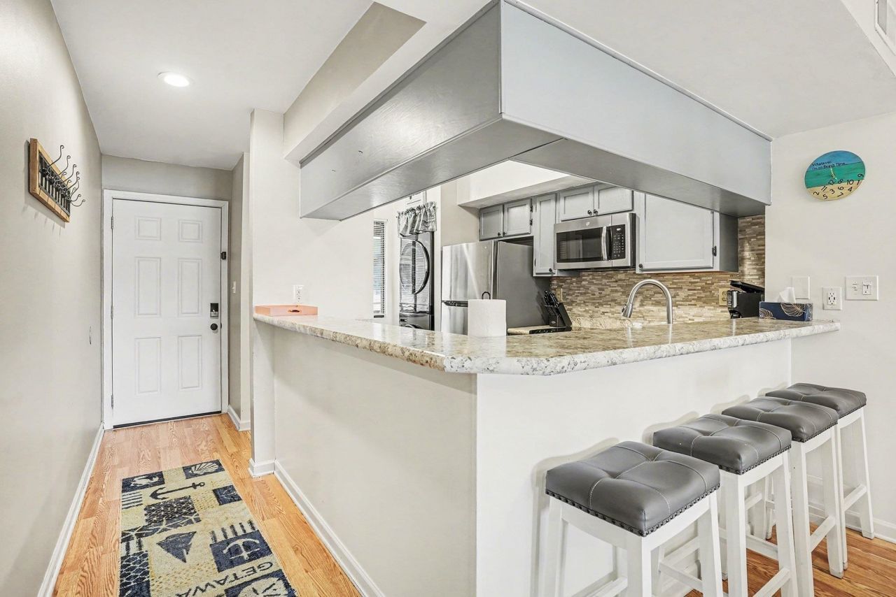 250 Maison Dr. Photo 6