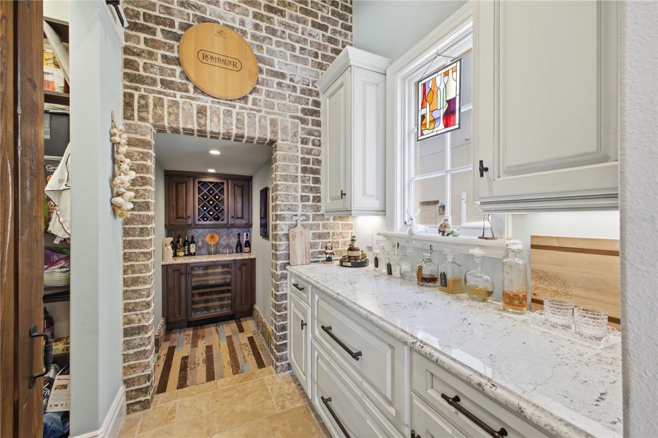 10164 Carthay Drive, Golden Oak, FL 32836 Photo