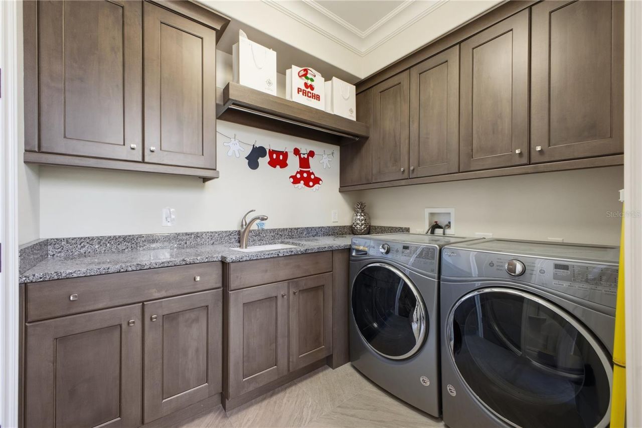 10164 Carthay Drive, Golden Oak, FL 32836 Photo