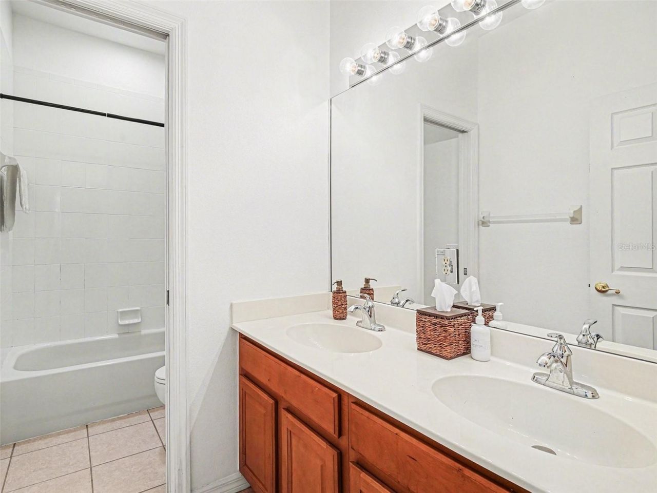 8443 Sailing Loop, Lakewood Ranch, FL 34202 Photo