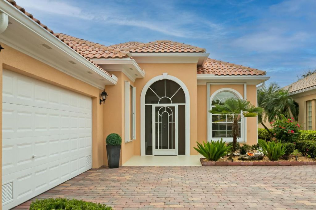 10913 SW Candlewood Road, Port Saint Lucie, FL 34987 Photo