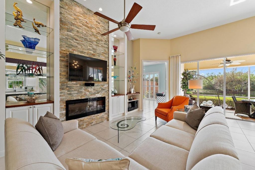 10913 SW Candlewood Road, Port Saint Lucie, FL 34987 Photo