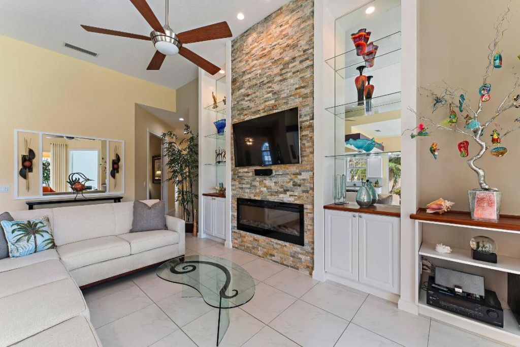 10913 SW Candlewood Road, Port Saint Lucie, FL 34987 Photo