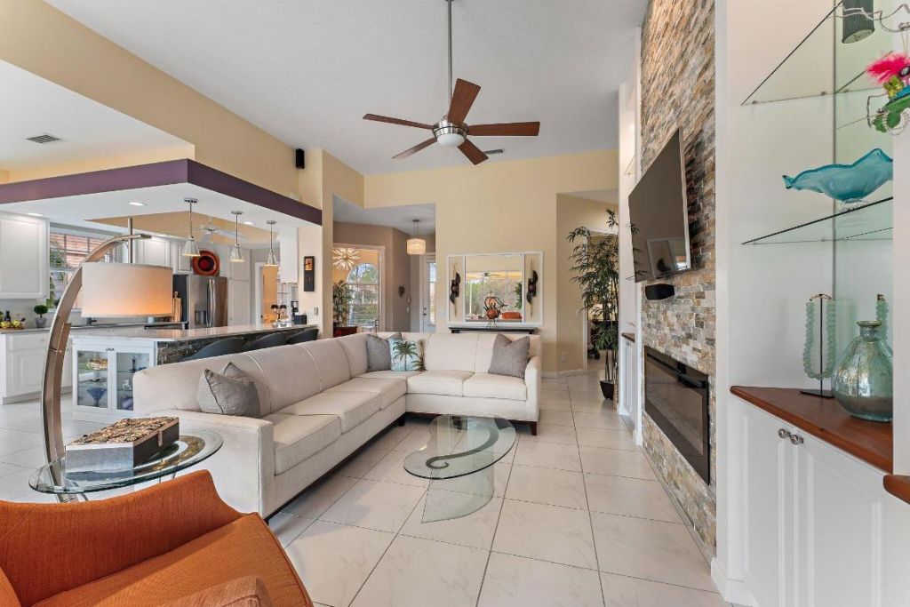 10913 SW Candlewood Road, Port Saint Lucie, FL 34987 Photo