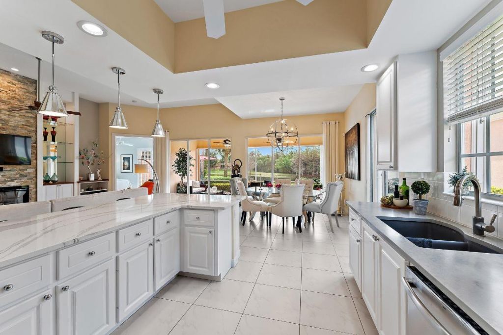 10913 SW Candlewood Road, Port Saint Lucie, FL 34987 Photo