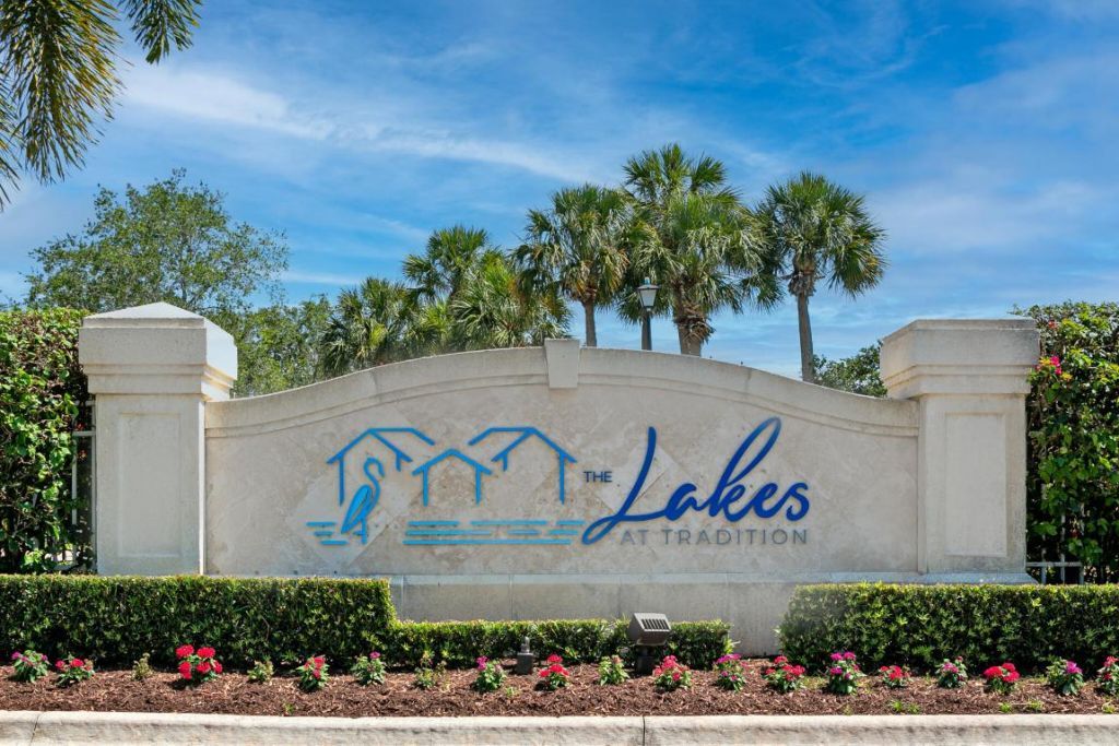 10913 SW Candlewood Road, Port Saint Lucie, FL 34987 Photo