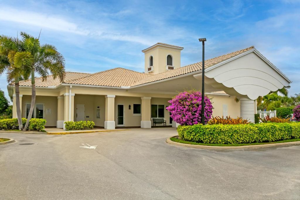 10913 SW Candlewood Road, Port Saint Lucie, FL 34987 Photo