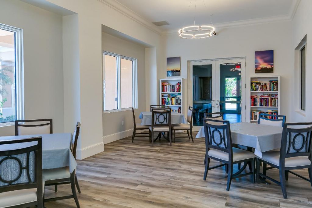 10913 SW Candlewood Road, Port Saint Lucie, FL 34987 Photo