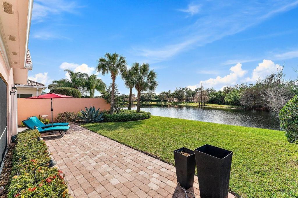 10913 SW Candlewood Road, Port Saint Lucie, FL 34987 Photo