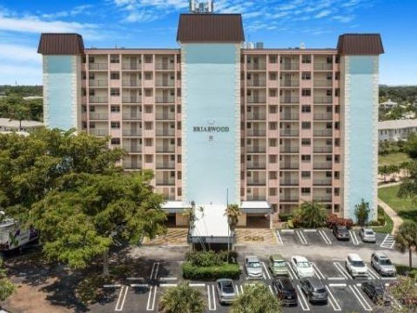 3575 Broken Woods Drive, Unit 302, Coral Springs, FL 33065