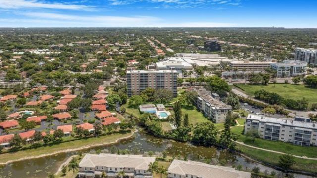 3575 Broken Woods Drive, Unit 302, Coral Springs, FL 33065 Photo