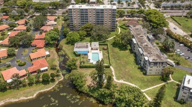 3575 Broken Woods Drive, Unit 302, Coral Springs, FL 33065 Photo