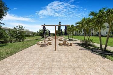 3575 Broken Woods Drive, Unit 302, Coral Springs, FL 33065 Photo