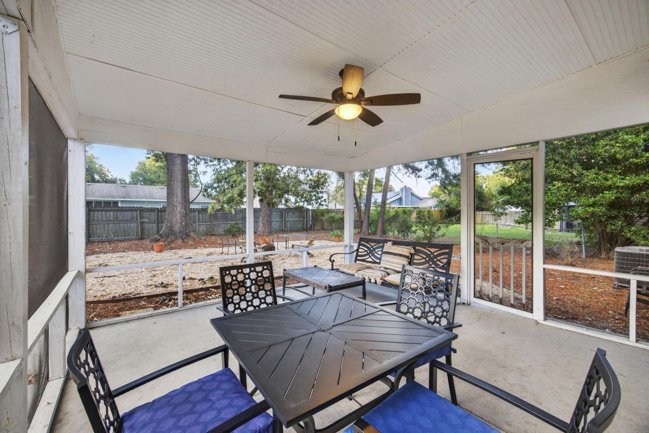 112 Pullman Avenue Photo 21