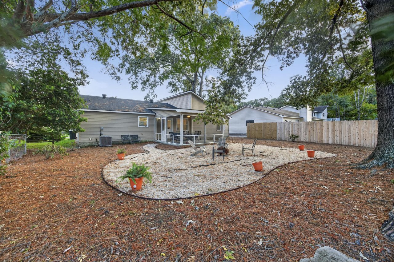 112 Pullman Avenue Photo 24