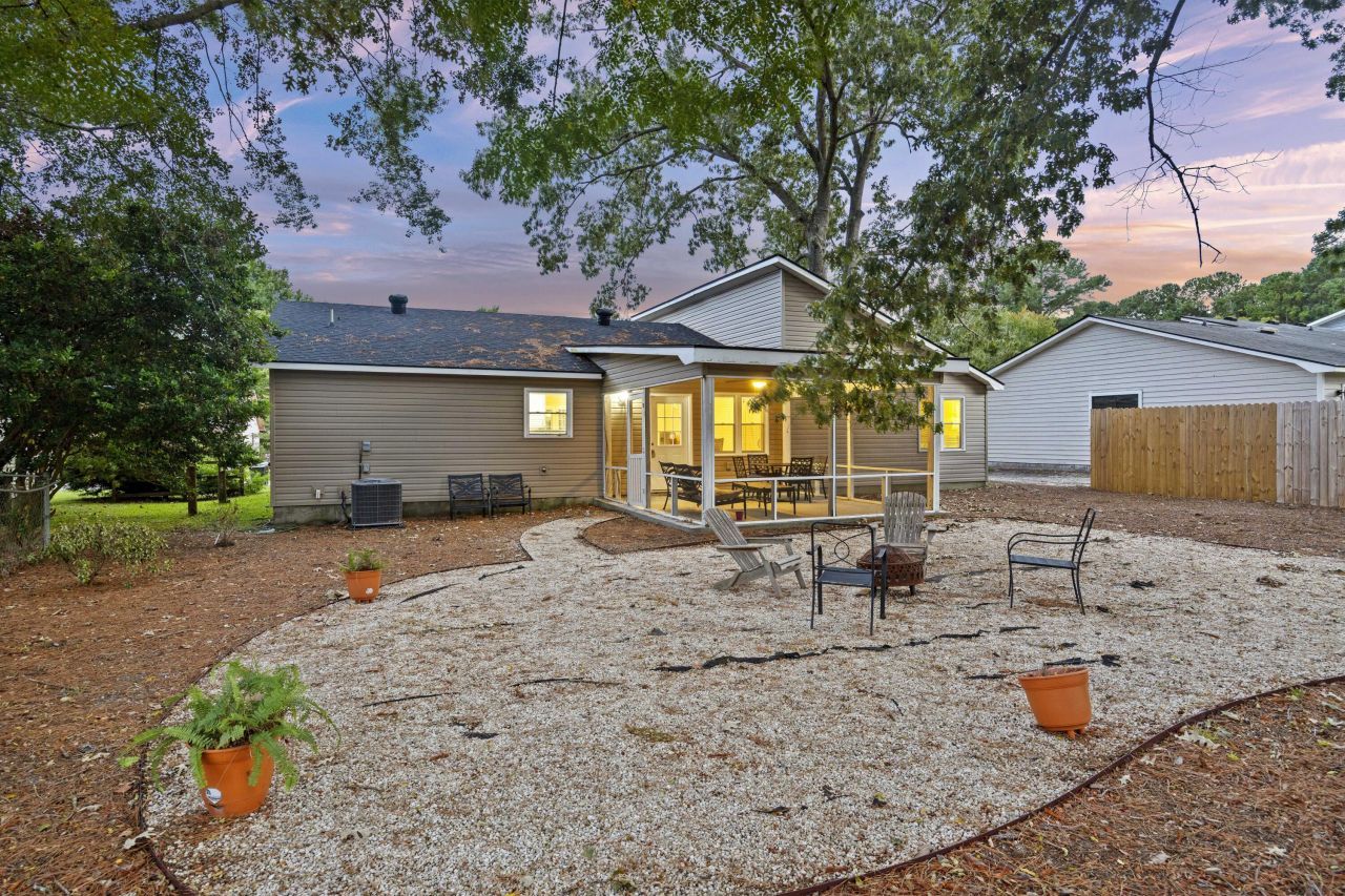 112 Pullman Avenue Photo 41