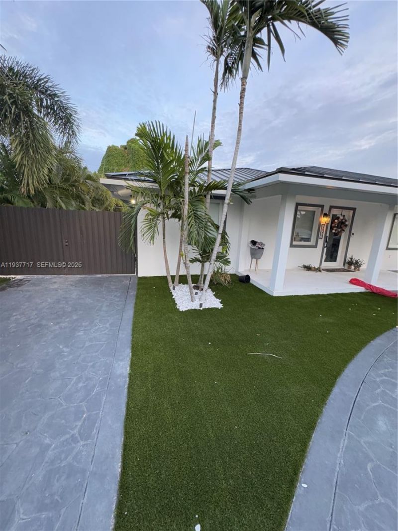 4171 SW 99th Ct, Unit SIDE, Miami, FL 33165 Photo