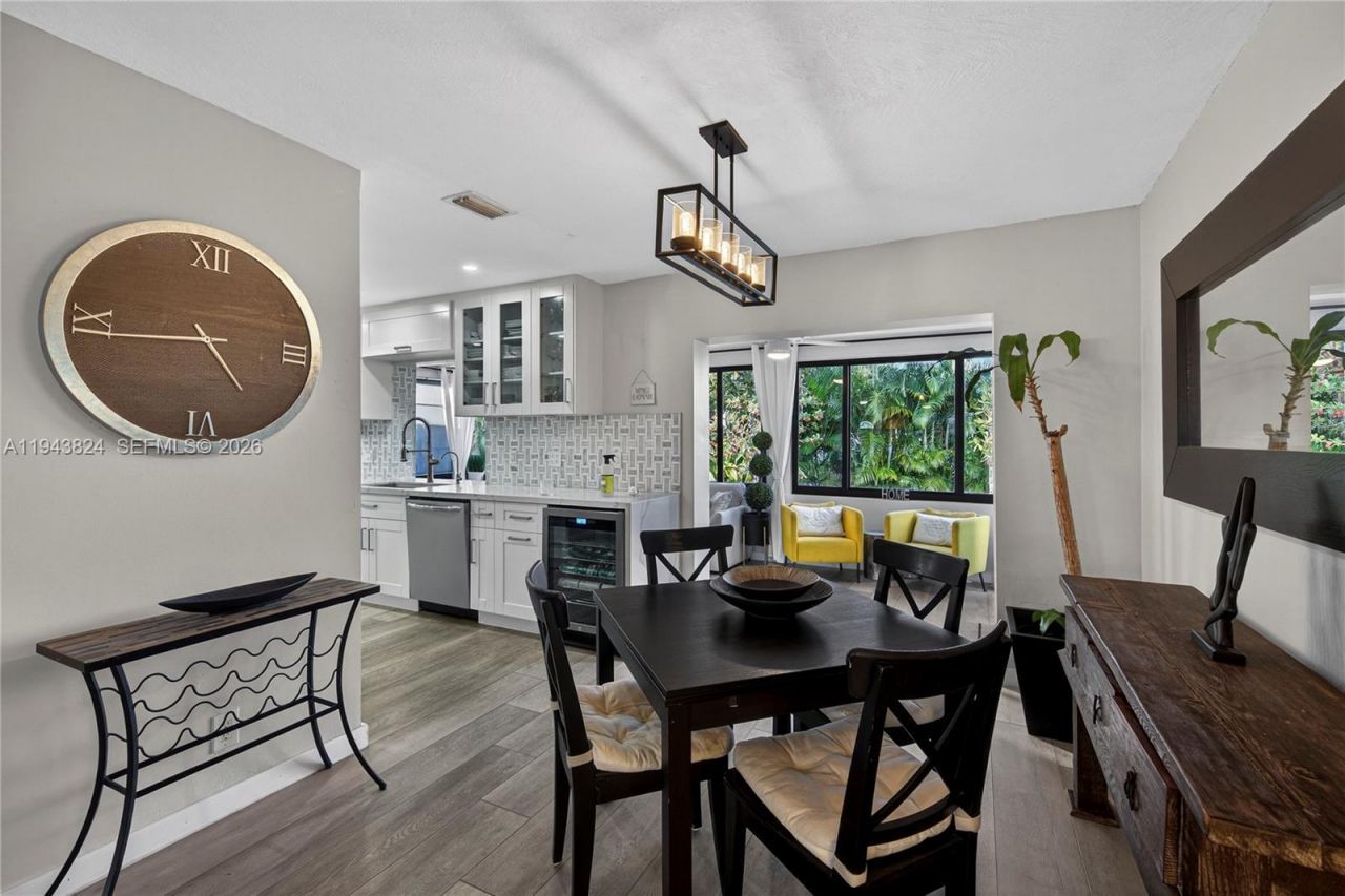 371 SE 3rd St, Pompano Beach, FL 33060 Photo