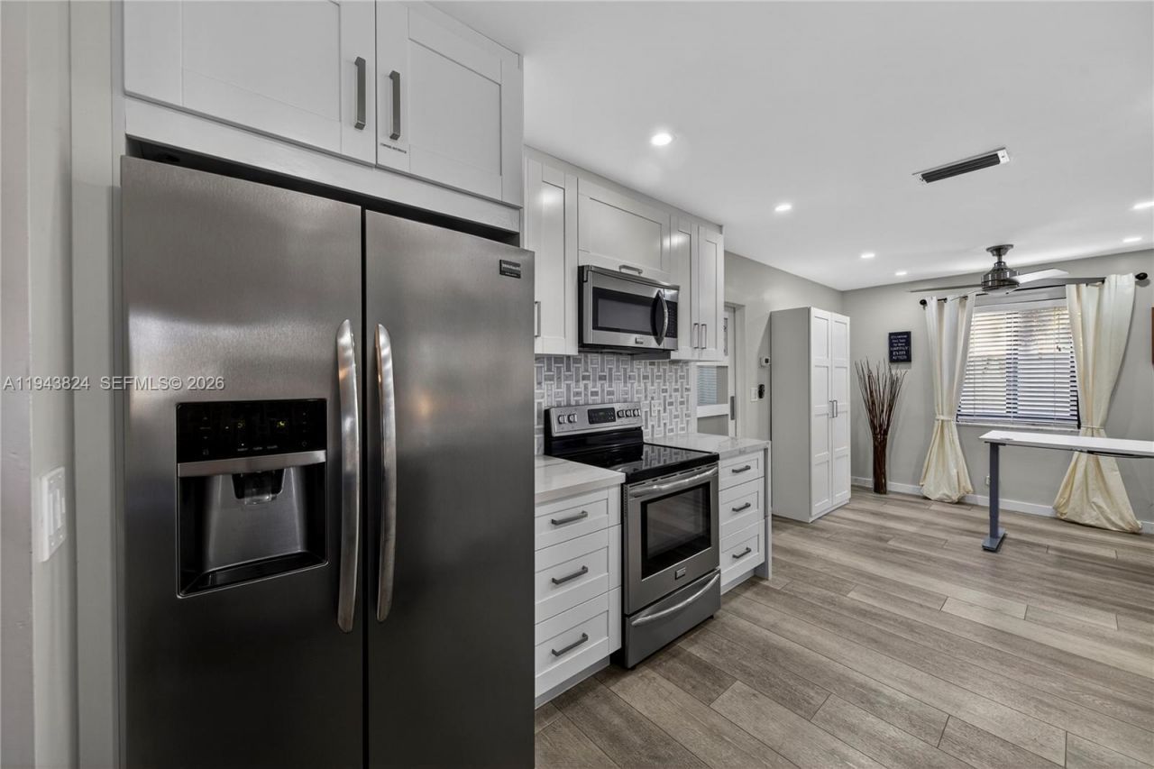 371 SE 3rd St, Pompano Beach, FL 33060 Photo