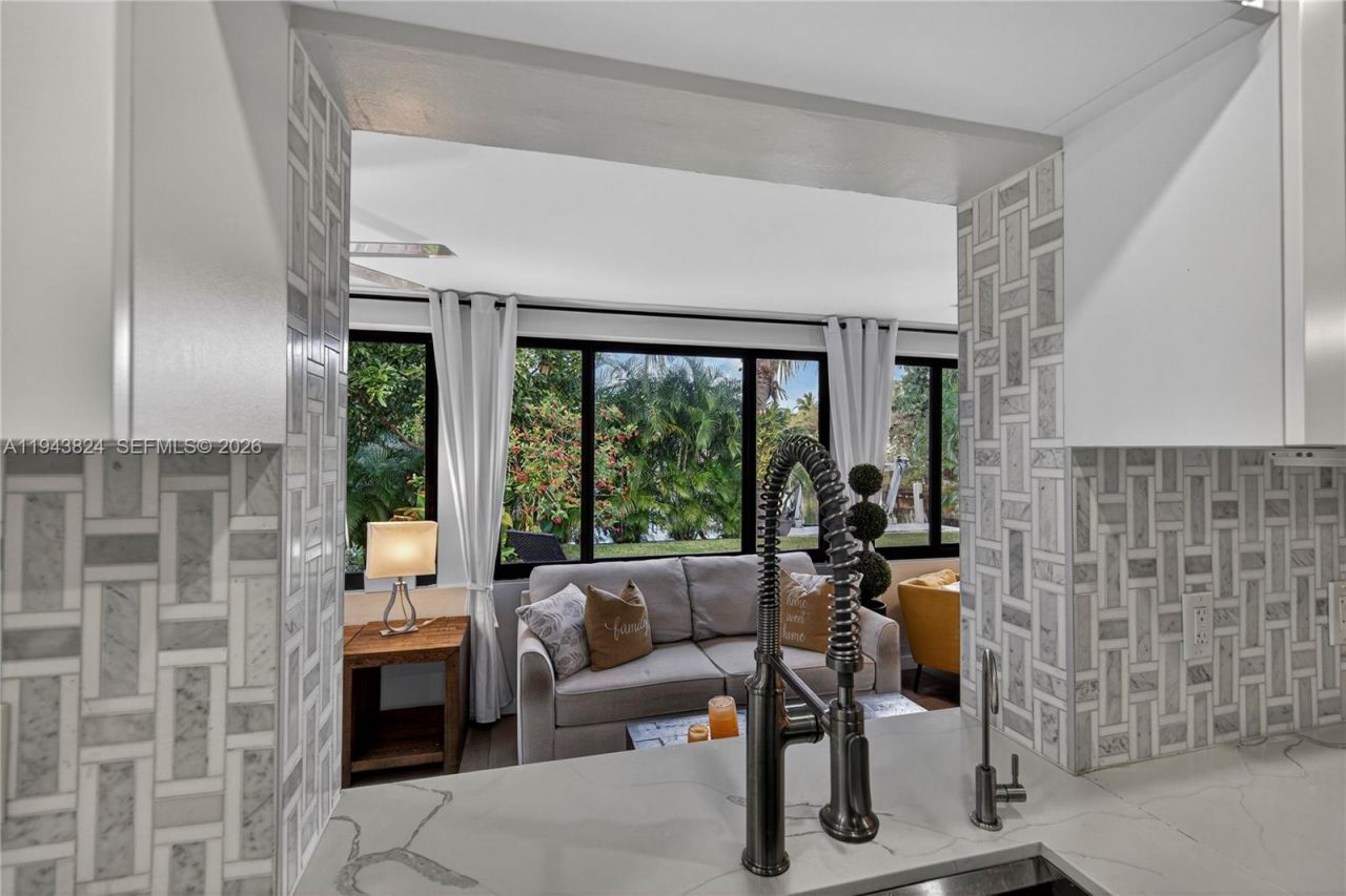 371 SE 3rd St, Pompano Beach, FL 33060 Photo