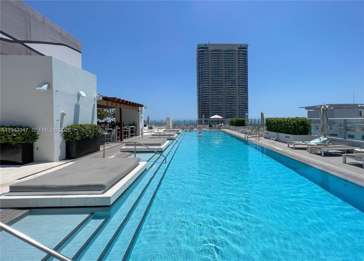 1010 Brickell Ave , Unit 1405, Miami, FL 33131 Photo