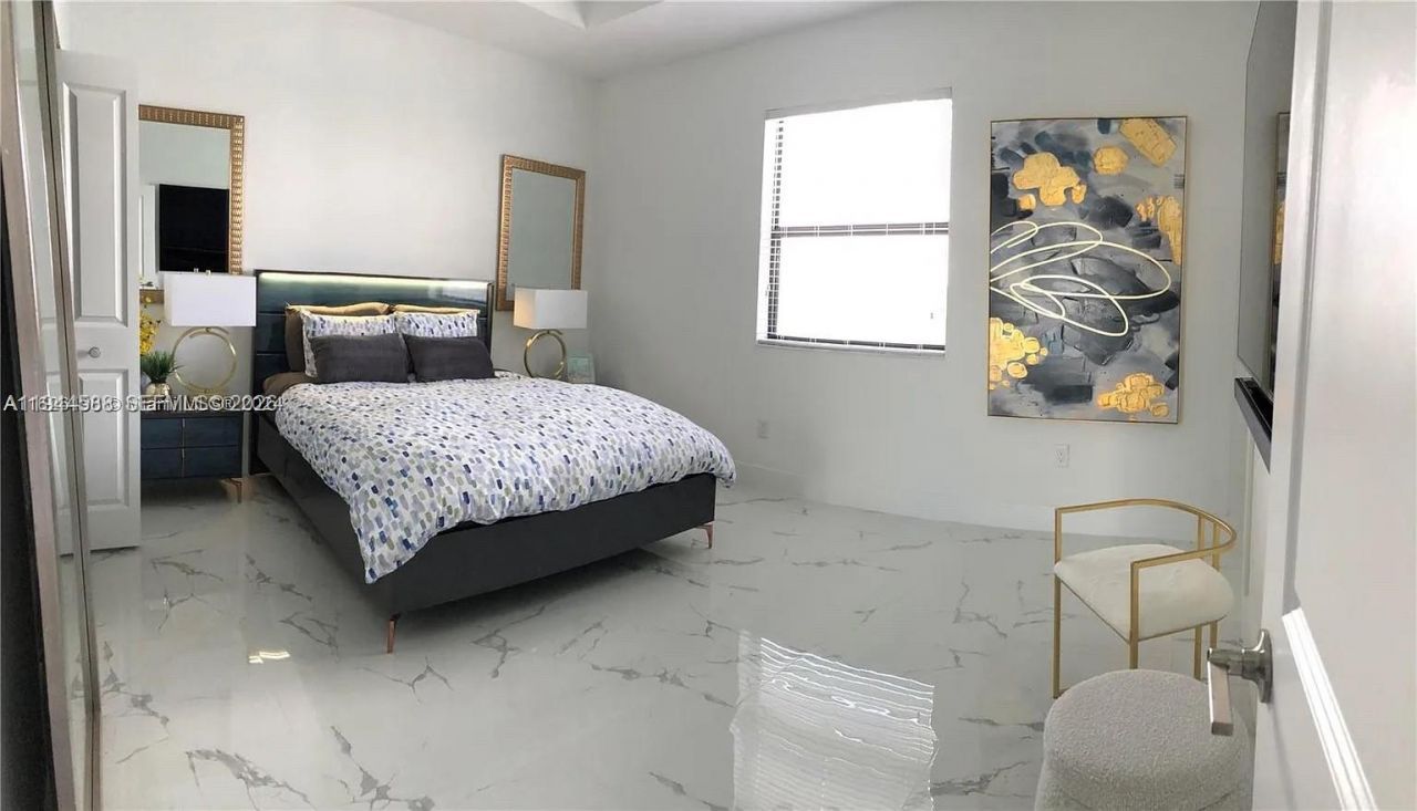 10162 SW 228th Ter, Miami, FL 33190 Photo