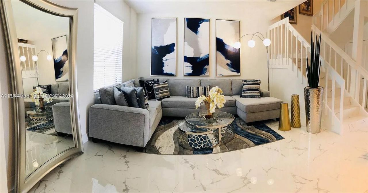 10162 SW 228th Ter, Miami, FL 33190 Photo