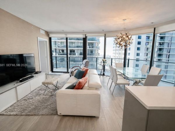 45 SW 9th St , Unit 3008, Miami, FL 33130