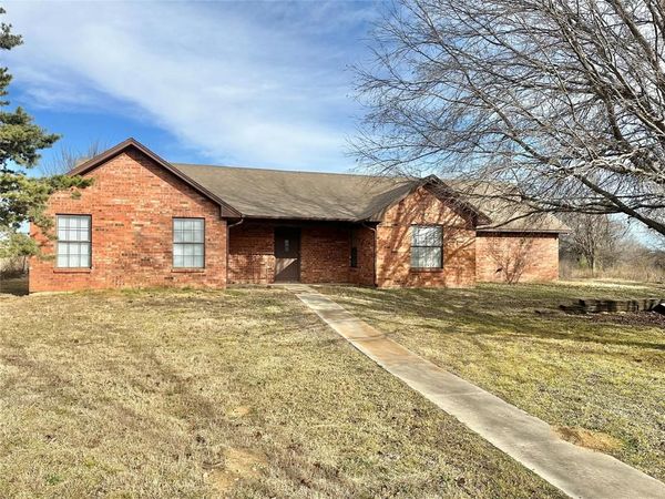 8869 Liberty Road, Aubrey, TX 76227
