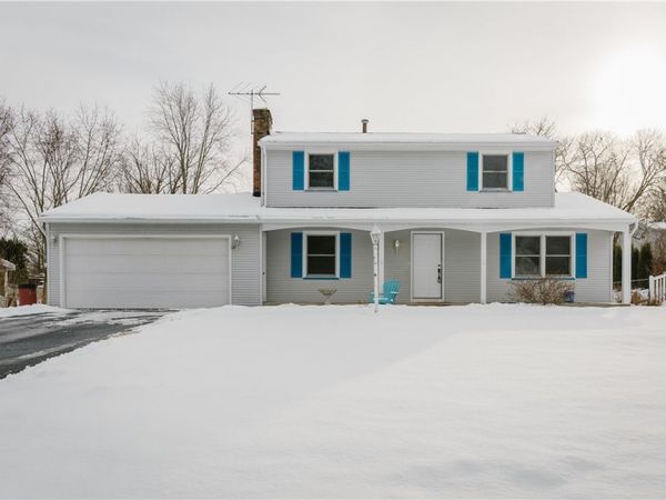 53 Squirrels Heath Road, Fairport, NY 14450