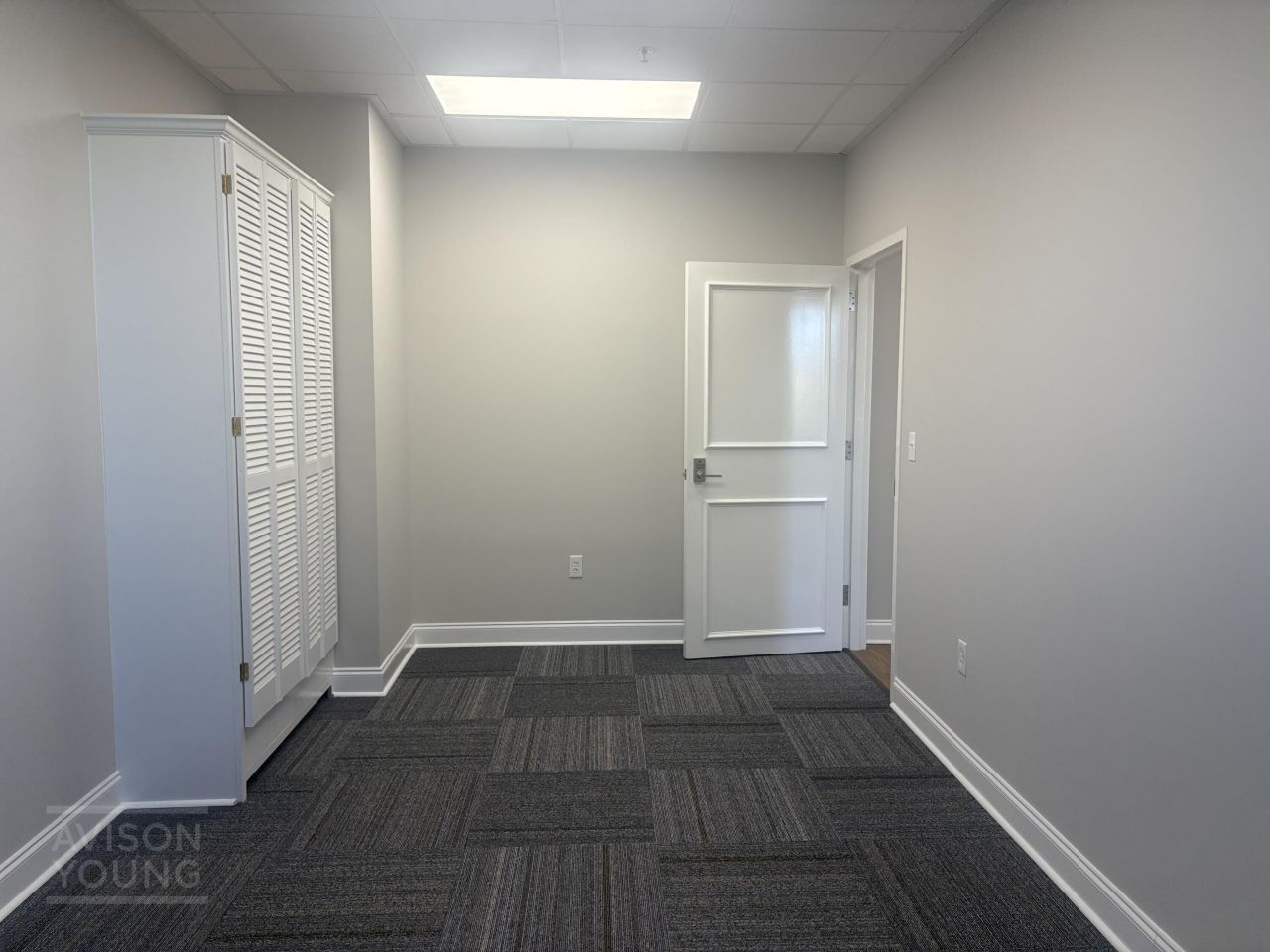 234 Seven Farms Drive Photo 6