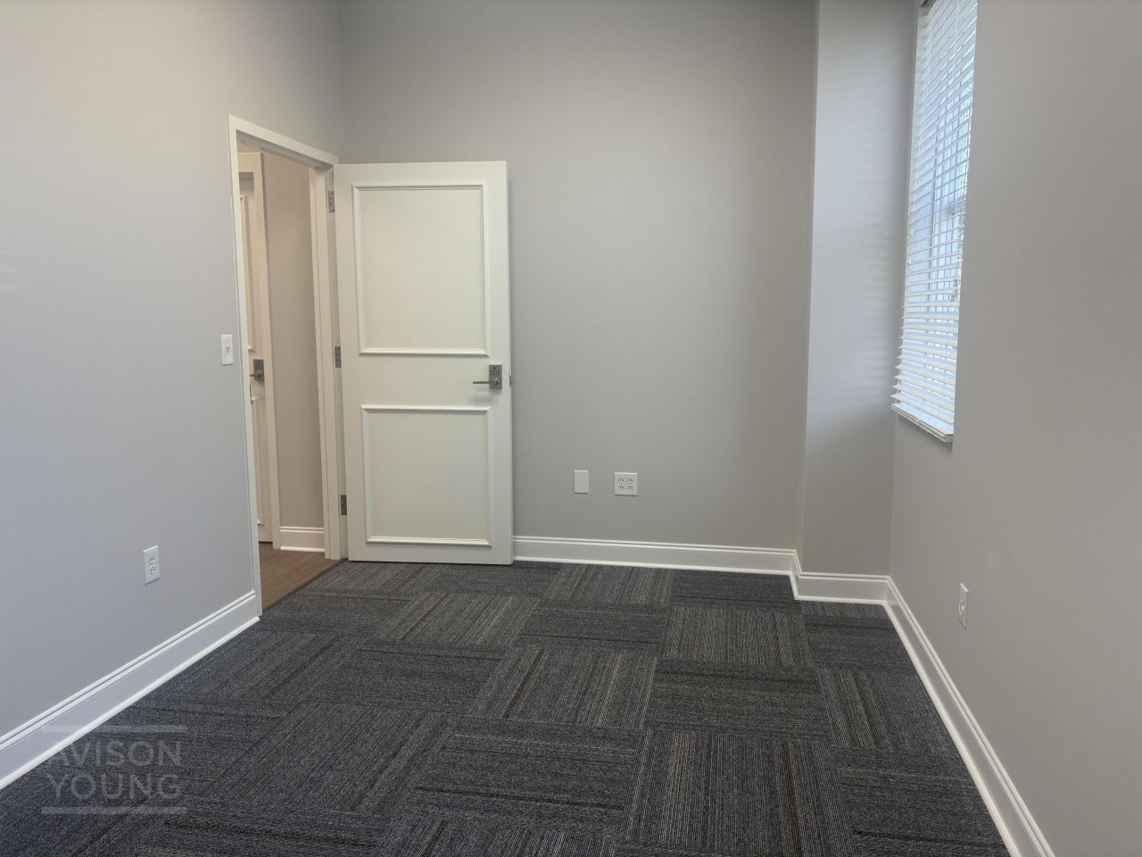 234 Seven Farms Drive Photo 6