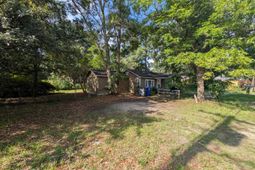 1629 Sumner Avenue photo 4